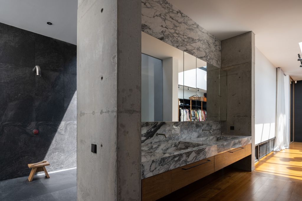 Baan Akat Yen residence filled with comfort cool breezes by Studio Krubka 31