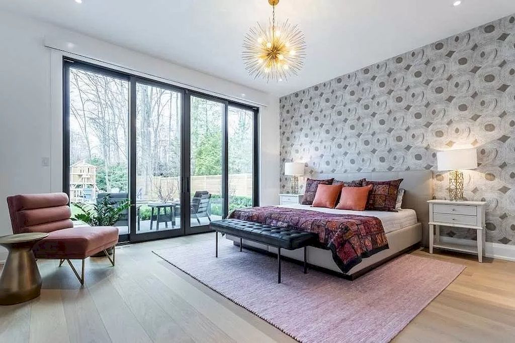 The Contemporary Smart Home in Ontario is an amazing home now available for sale. This home is located at 1585 Jalna Ave, Mississauga, ON L5J 1S8, Canada