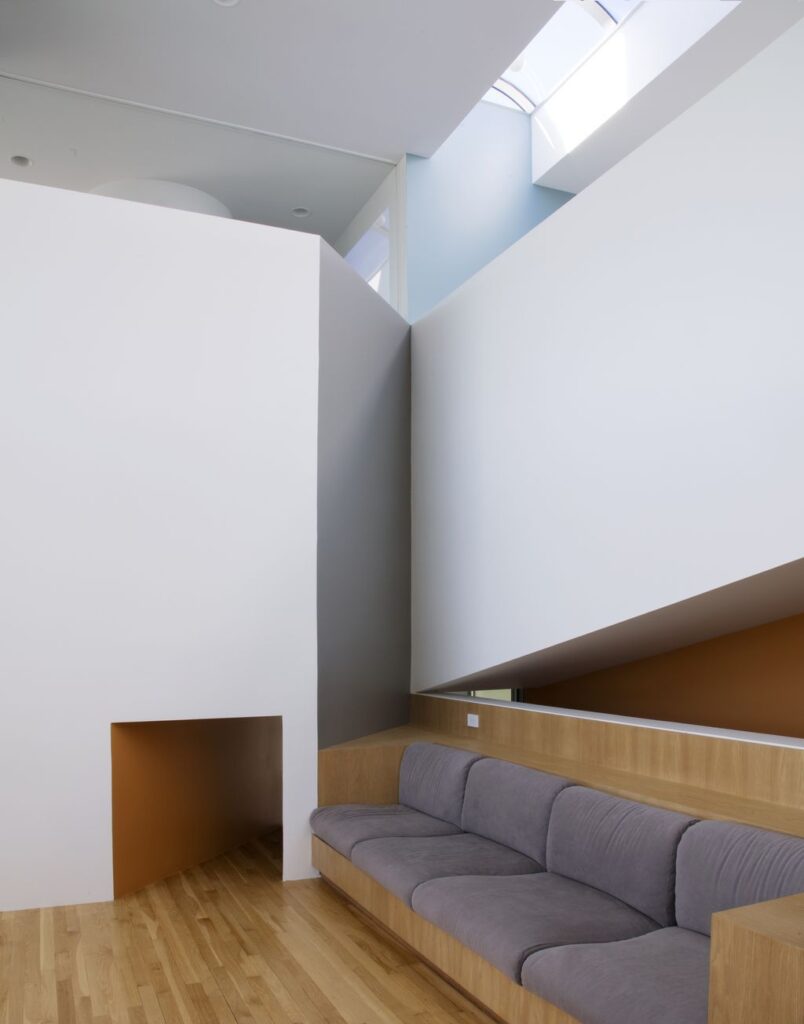 House in the Dunes, Stunning Renovation by Worrell Yeung Architecture