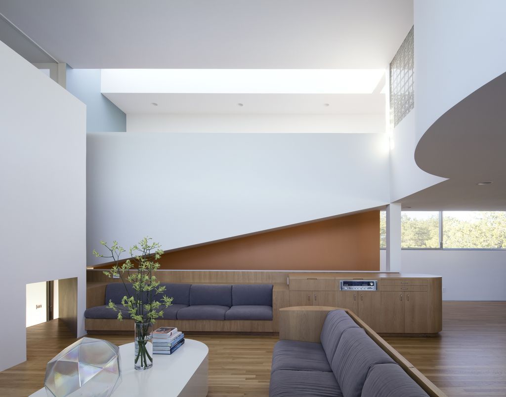 House in the Dunes, Stunning Renovation by Worrell Yeung Architecture