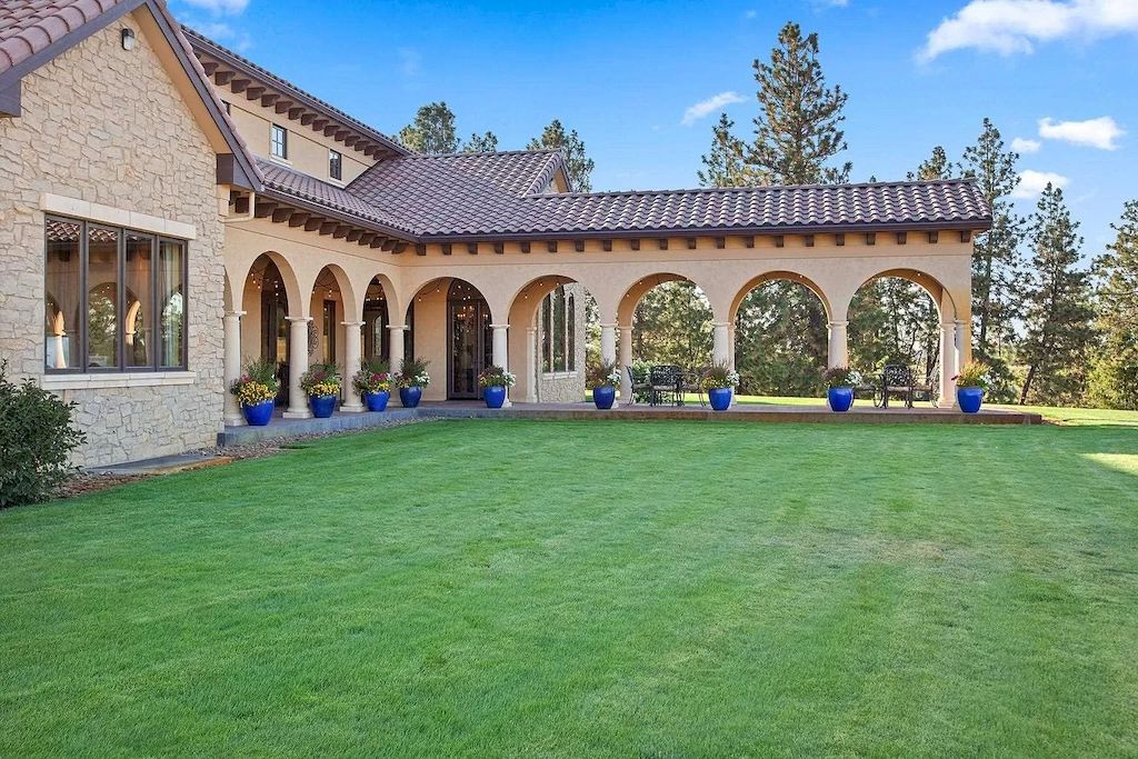 The Incredible Home in Washington combines old-world design with today’s modern conveniences now available for sale. This home is located at 8719 S Palouse Hwy, Spokane, Washington