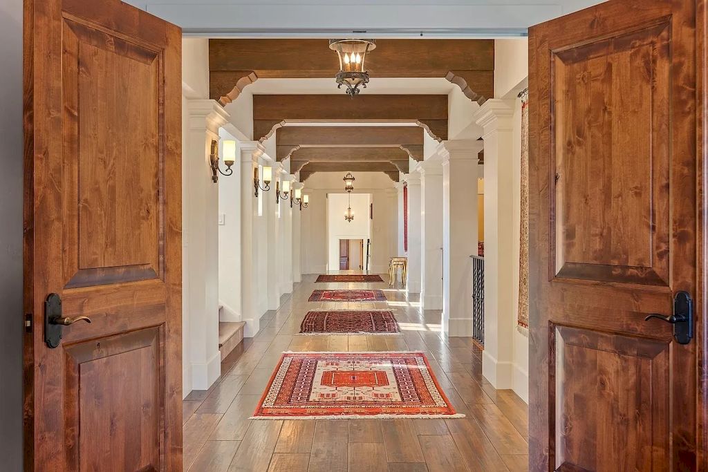 The Incredible Home in Washington combines old-world design with today’s modern conveniences now available for sale. This home is located at 8719 S Palouse Hwy, Spokane, Washington