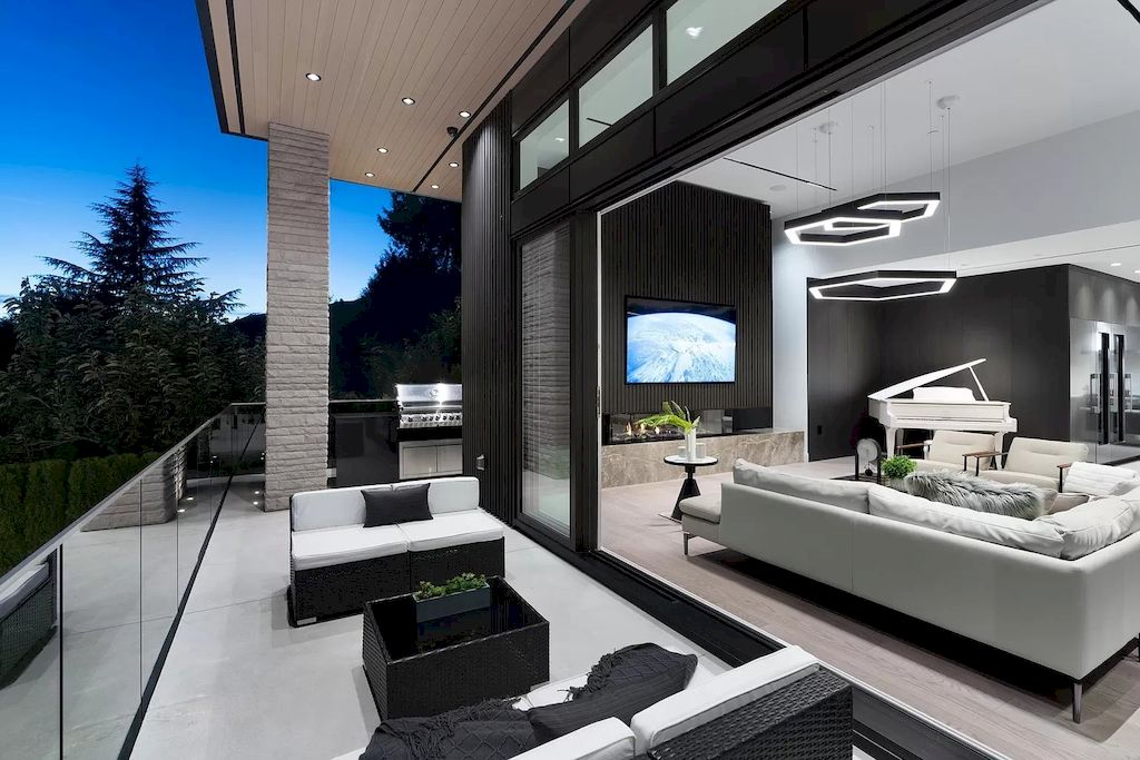 The Modern Estate in West Vancouver features beautiful ocecan views  now available for sale. This home is located at 1225 Renton Rd, West Vancouver, BC V7S 2L1, Canada