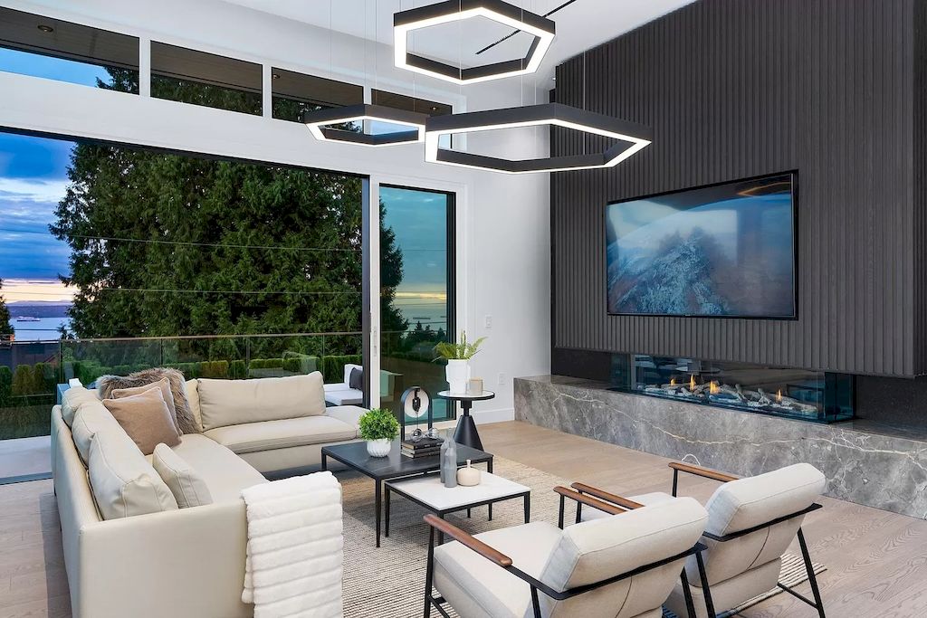 The Modern Estate in West Vancouver features beautiful ocecan views  now available for sale. This home is located at 1225 Renton Rd, West Vancouver, BC V7S 2L1, Canada