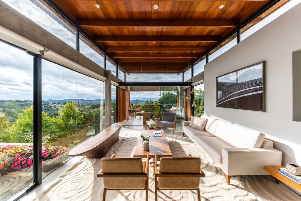 TKN House, a Stunning Mountain Home on Steep Site by OTP Arquitetura