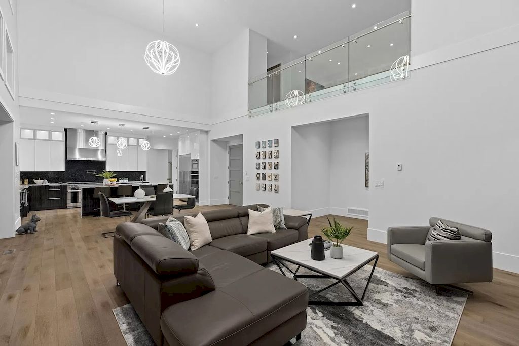 The Stunning Estate in Surrey is an architectural masterpiece now available for sale. This home is located at 13262 Woodcrest Dr, Surrey, BC V4P 1W5, Canada