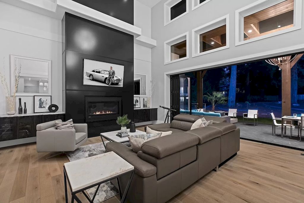 The Stunning Estate in Surrey is an architectural masterpiece now available for sale. This home is located at 13262 Woodcrest Dr, Surrey, BC V4P 1W5, Canada