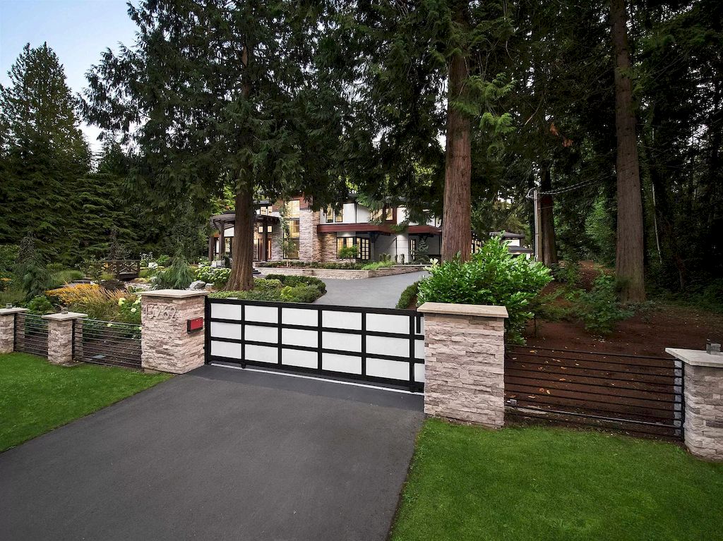 The Stunning Estate in Surrey is an architectural masterpiece now available for sale. This home is located at 13262 Woodcrest Dr, Surrey, BC V4P 1W5, Canada