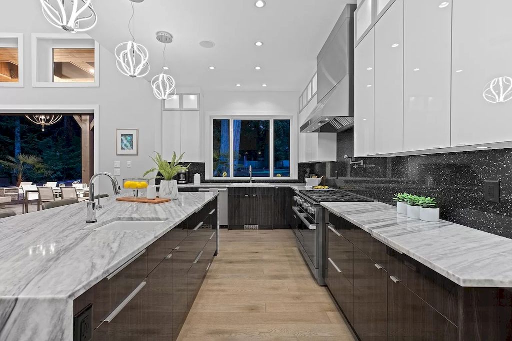 The Stunning Estate in Surrey is an architectural masterpiece now available for sale. This home is located at 13262 Woodcrest Dr, Surrey, BC V4P 1W5, Canada