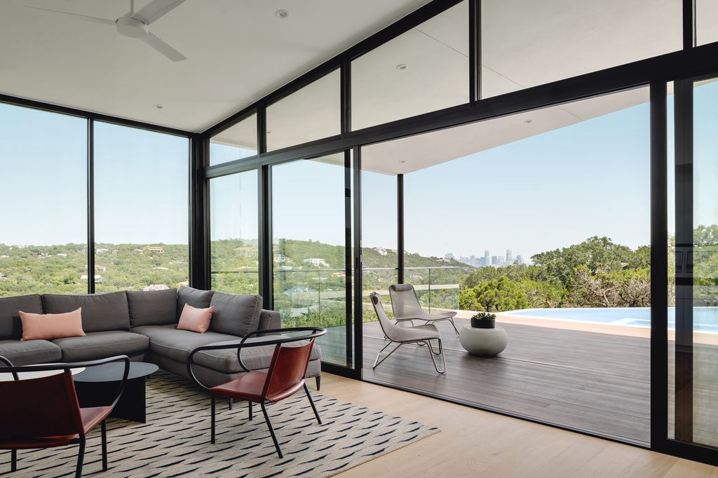 The High Road, impressive boomerang shape house by Ravel Architecture