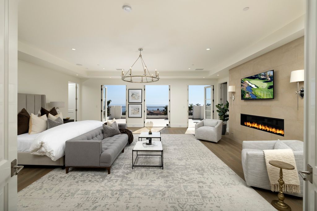 The Newport Coast Mansion is a new construction estate located within Newport Coast’s prized Pelican Hill gated community now available for sale. This home located at 7 Harbor Lgt, Newport Coast, California