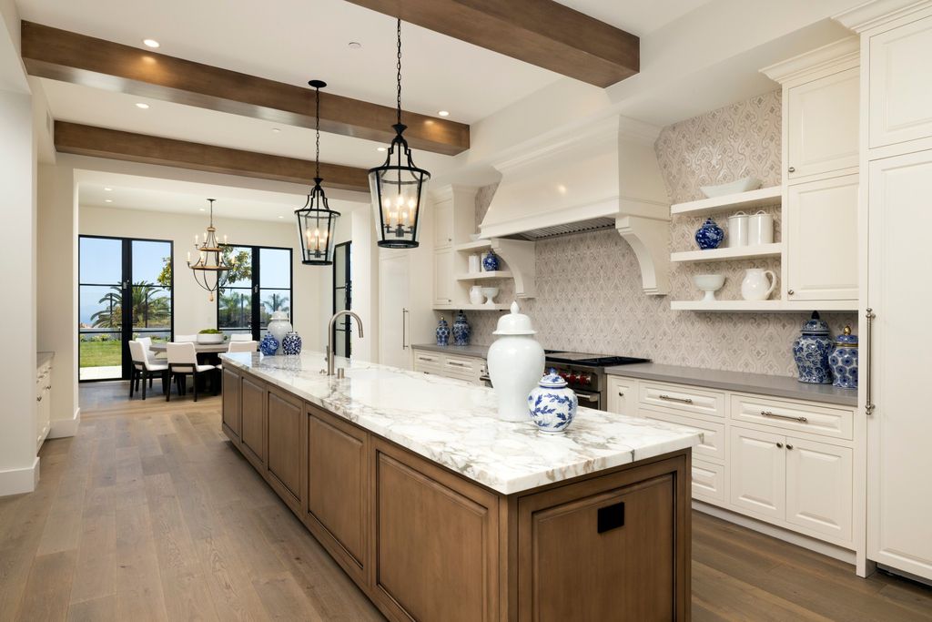 The Newport Coast Mansion is a new construction estate located within Newport Coast’s prized Pelican Hill gated community now available for sale. This home located at 7 Harbor Lgt, Newport Coast, California