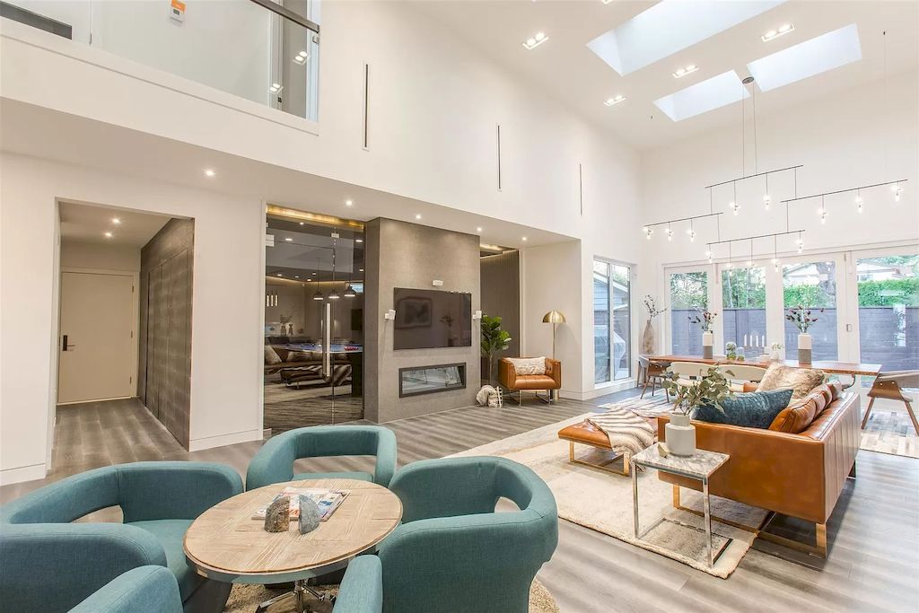 The Modern Home in Richmond is a true blend of convenience and content now available for sale. This home is located at 8731 Cullen Cres, Richmond, BC V6Y 2W9, Canada
