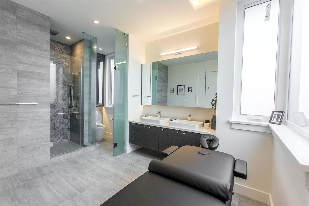 The Modern Home in Richmond is a true blend of convenience and content now available for sale. This home is located at 8731 Cullen Cres, Richmond, BC V6Y 2W9, Canada