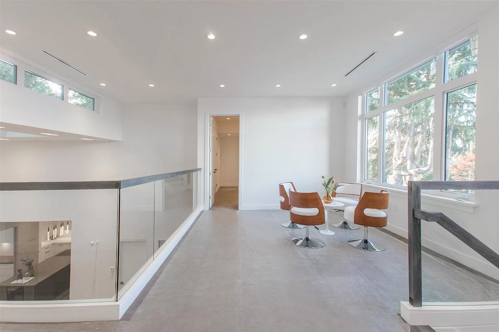 The Modern Home in Richmond is a true blend of convenience and content now available for sale. This home is located at 8731 Cullen Cres, Richmond, BC V6Y 2W9, Canada