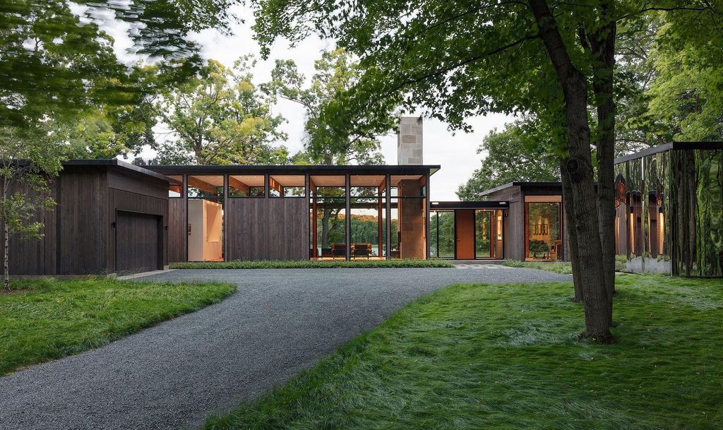 Woodland House brings the Nature beauty by ALTUS Architecture + Design