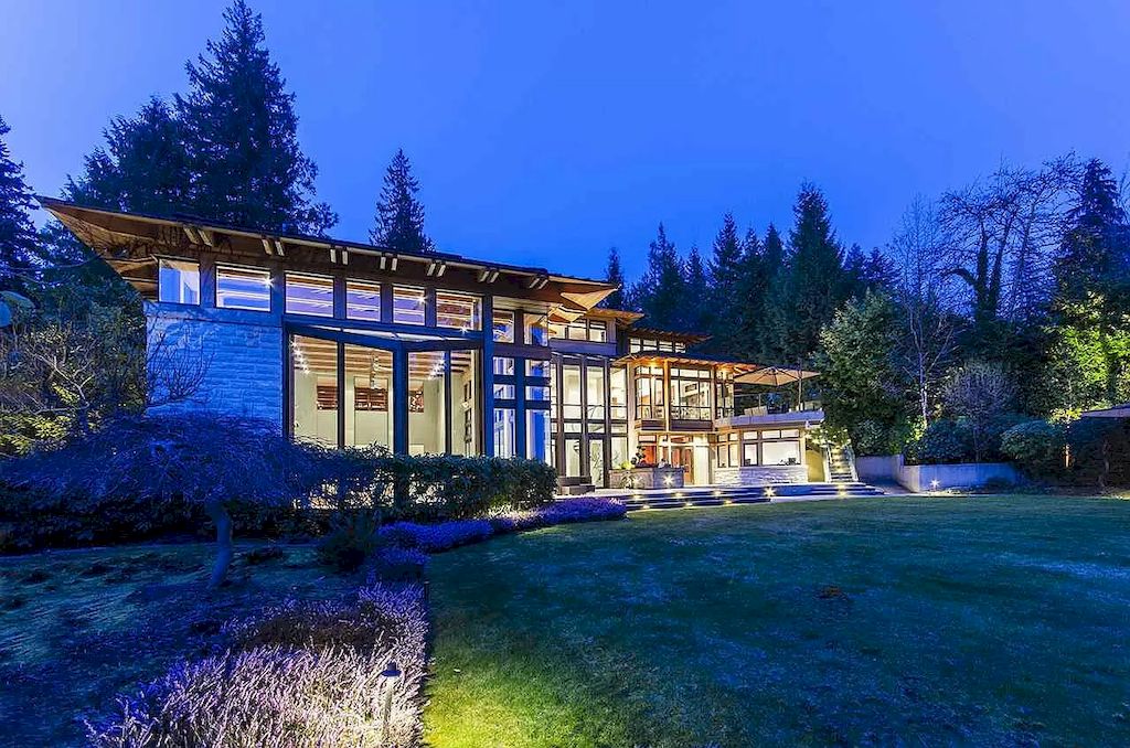 The World-Class Estate in West Vancouver is a spectacular concrete residence now available for sale. This home is located at 2860 Mathers Ave, West Vancouver, BC V7V 2J9, Canada