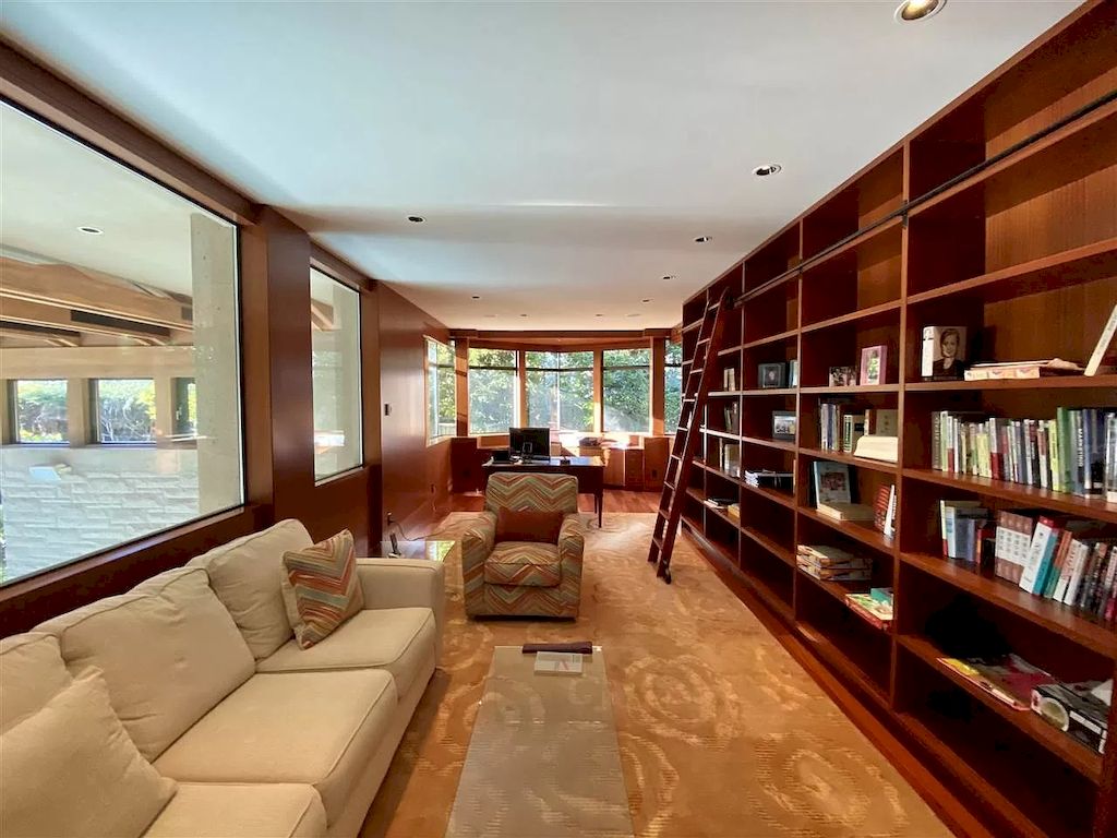 The World-Class Estate in West Vancouver is a spectacular concrete residence now available for sale. This home is located at 2860 Mathers Ave, West Vancouver, BC V7V 2J9, Canada