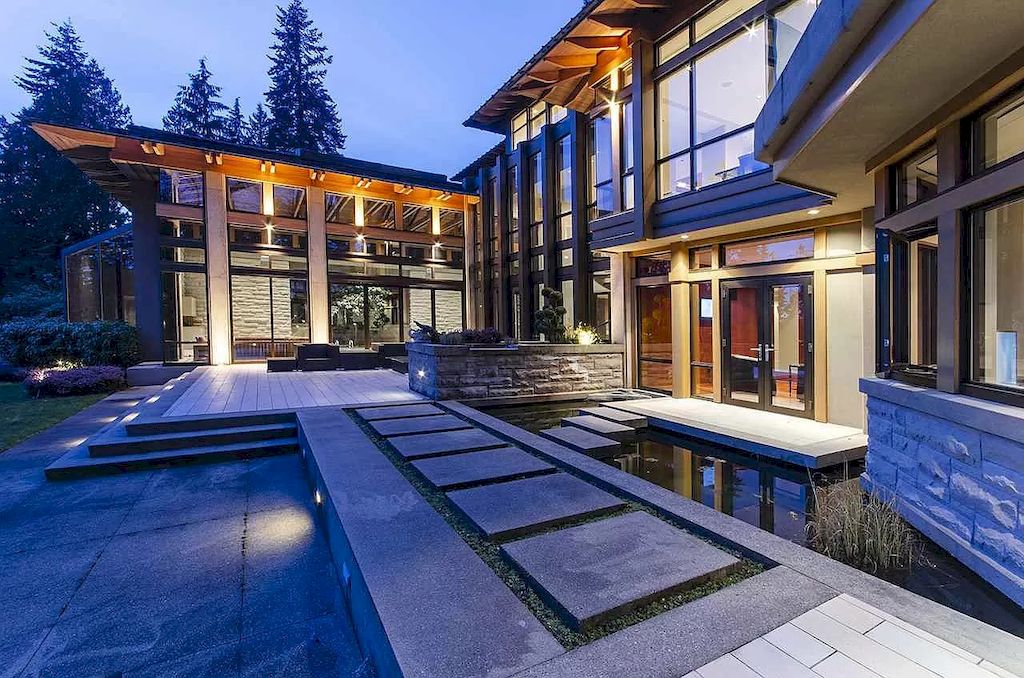 The World-Class Estate in West Vancouver is a spectacular concrete residence now available for sale. This home is located at 2860 Mathers Ave, West Vancouver, BC V7V 2J9, Canada