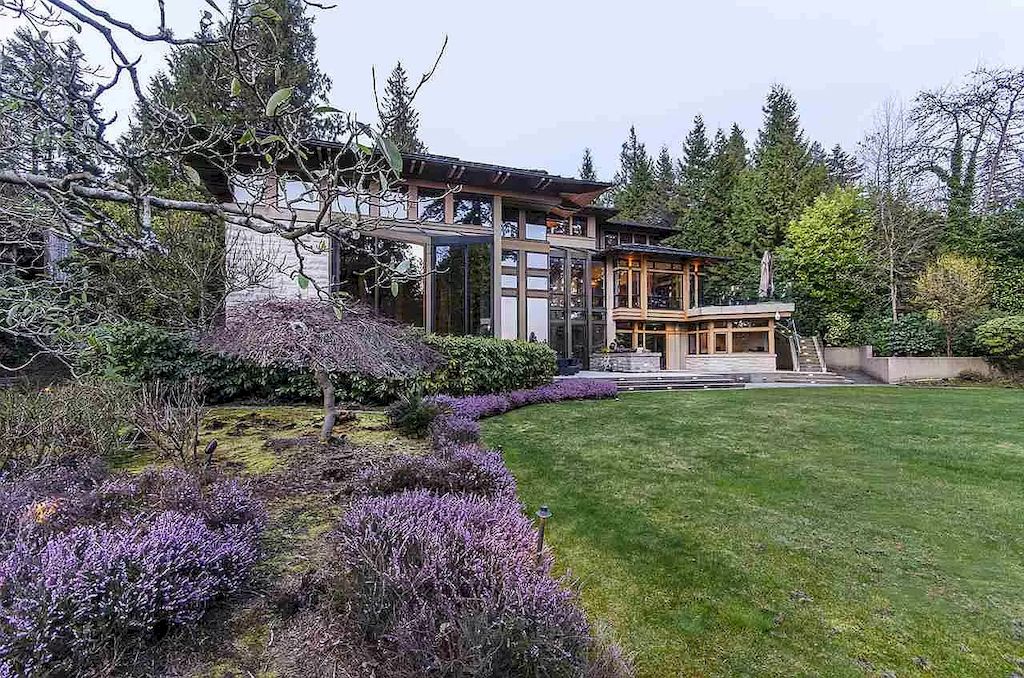 The World-Class Estate in West Vancouver is a spectacular concrete residence now available for sale. This home is located at 2860 Mathers Ave, West Vancouver, BC V7V 2J9, Canada