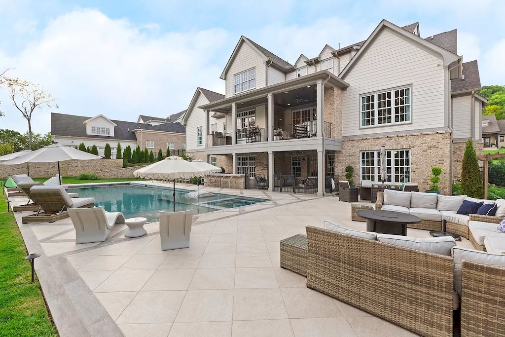 This $3,499,000 Coveted Home Perfect for Entertaining Year Round in Tennessee