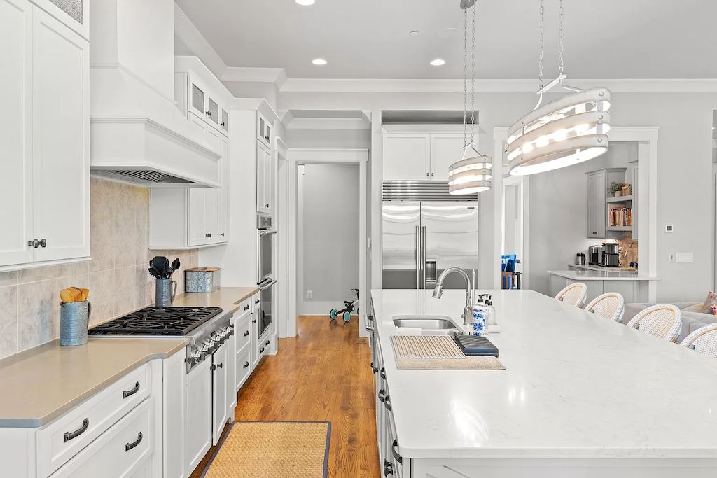 This $3,499,000 Coveted Home Perfect for Entertaining Year Round in Tennessee