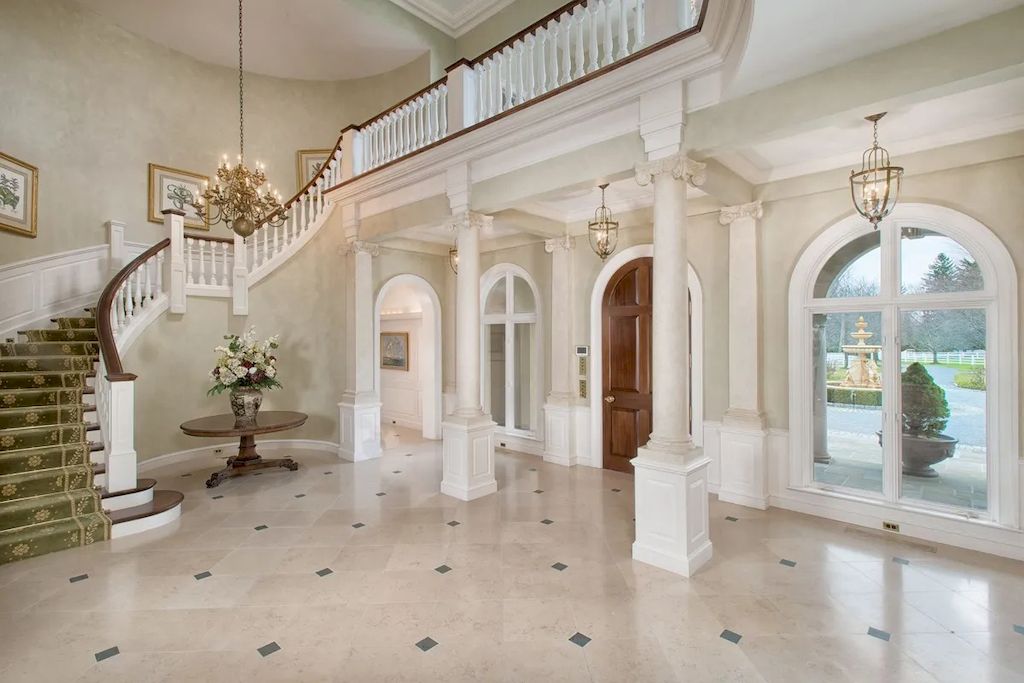 This $14,900,000 Classical Villa Contributes to the Timeless Elegance in Connecticut