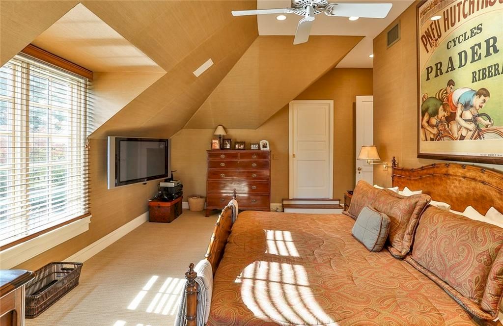 Beautifully Maintained Compound Offers Complete Privacy in Connecticut Listed for $3,950,000