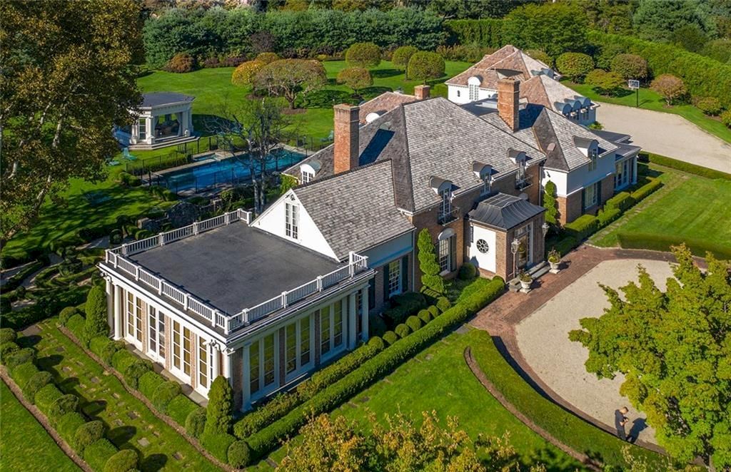 Beautifully Maintained Compound Offers Complete Privacy in Connecticut Listed for $3,950,000