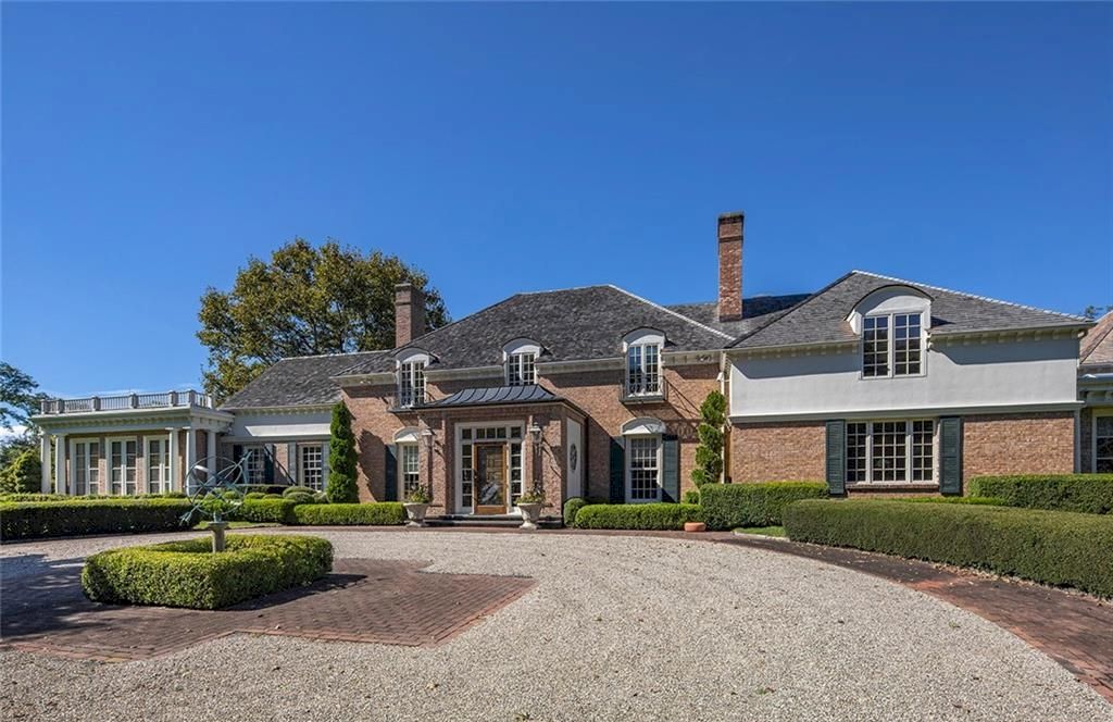 Beautifully Maintained Compound Offers Complete Privacy in Connecticut Listed for $3,950,000