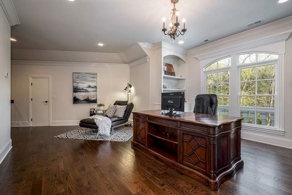 Tranquility and Inspiration Abounds in this Tennessee $3,800,000 Elegant Estate