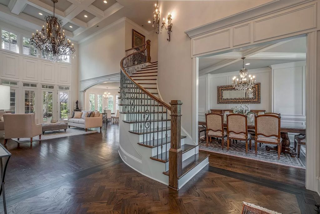 Tranquility and Inspiration Abounds in this Tennessee $3,800,000 Elegant Estate