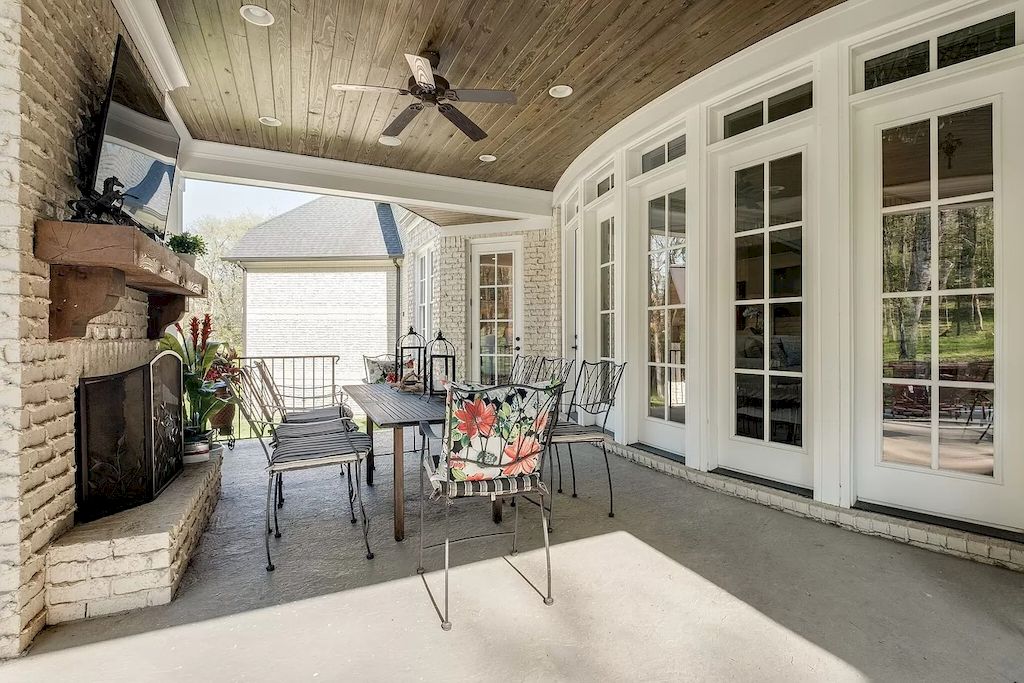 Tranquility and Inspiration Abounds in this Tennessee $3,800,000 Elegant Estate