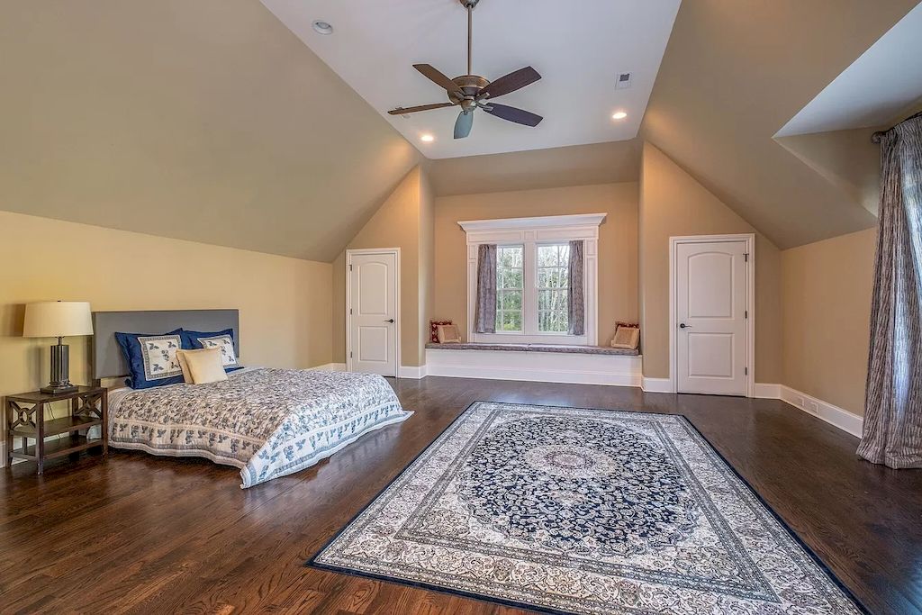 Tranquility and Inspiration Abounds in this Tennessee $3,800,000 Elegant Estate