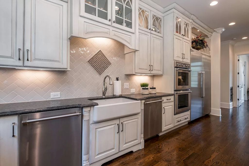 Tranquility and Inspiration Abounds in this Tennessee $3,800,000 Elegant Estate