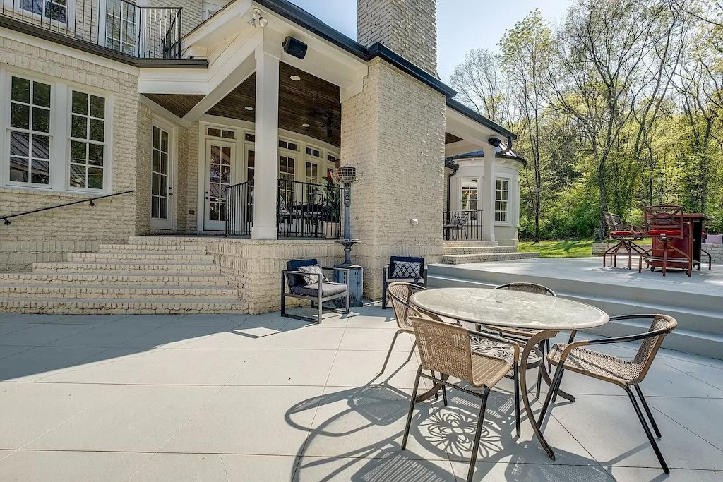 Tranquility and Inspiration Abounds in this Tennessee $3,800,000 Elegant Estate