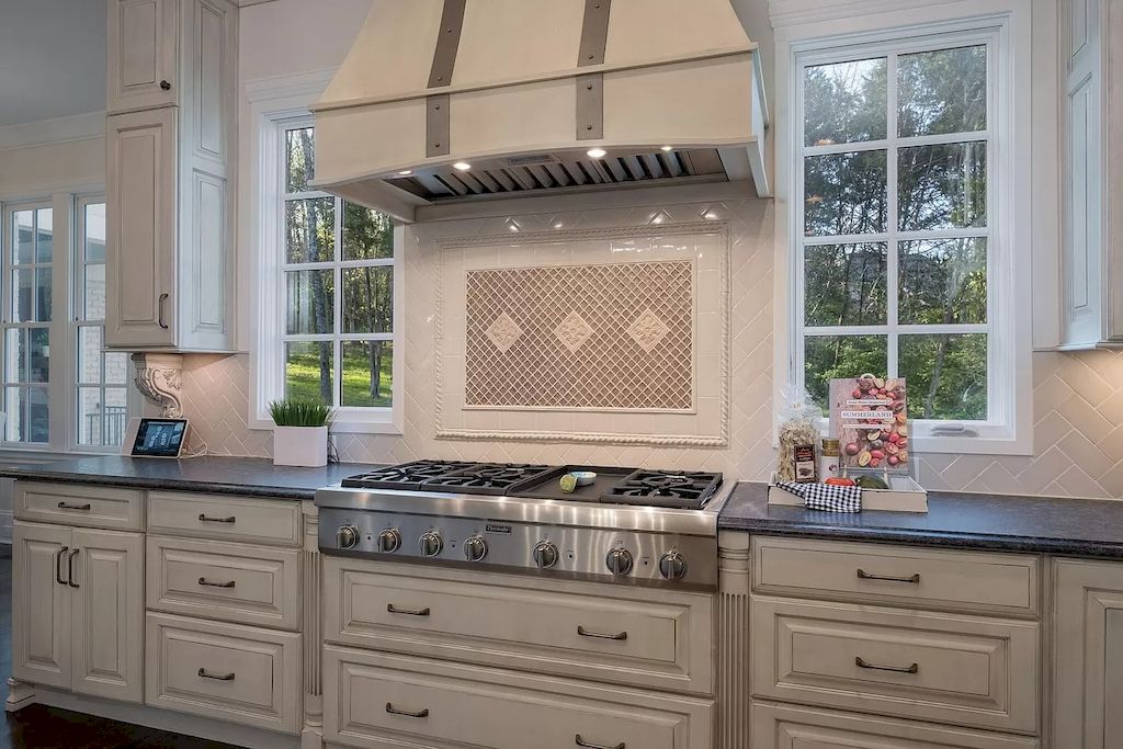Tranquility and Inspiration Abounds in this Tennessee $3,800,000 Elegant Estate