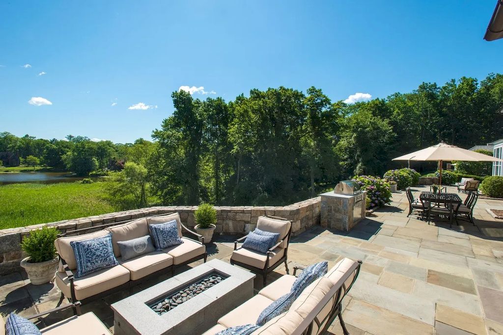 Connecticut Spectacular Pool House with Panoramic Vista of the Lake on Market for  $17,000,000