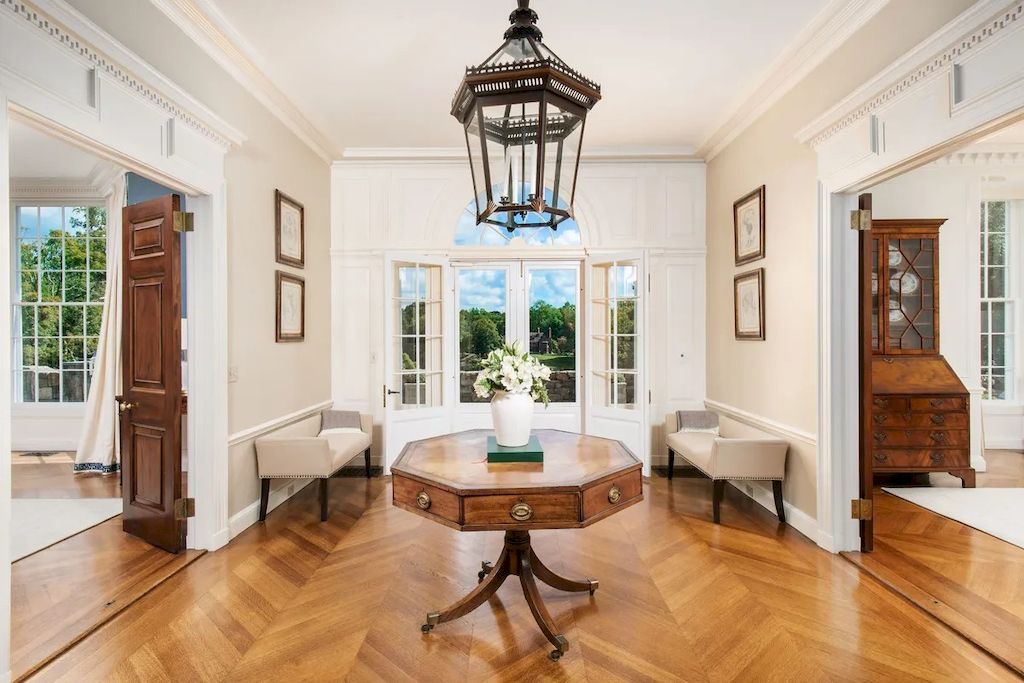 Connecticut Spectacular Pool House with Panoramic Vista of the Lake on Market for  $17,000,000