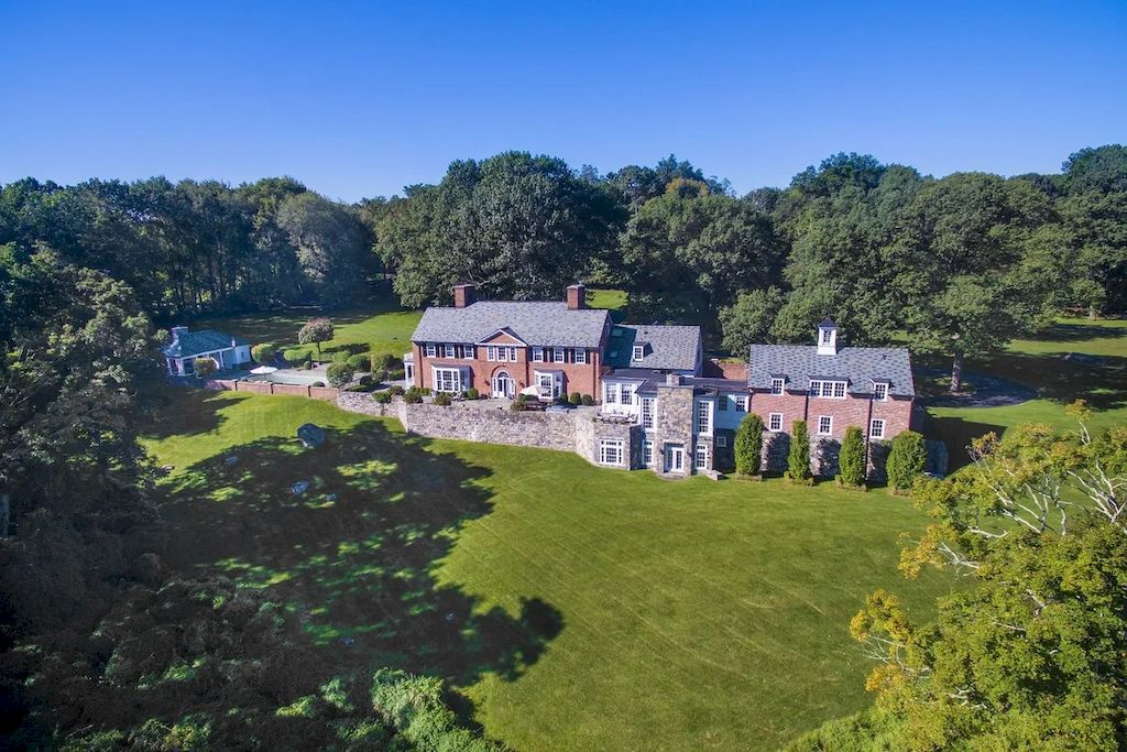 Connecticut Spectacular Pool House with Panoramic Vista of the Lake on Market for  $17,000,000