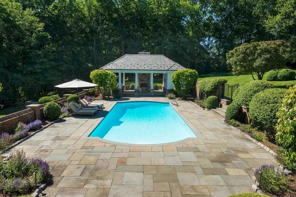 Connecticut Spectacular Pool House with Panoramic Vista of the Lake on Market for  $17,000,000
