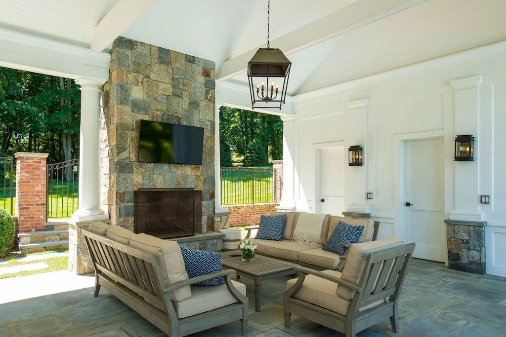 Connecticut Spectacular Pool House with Panoramic Vista of the Lake on Market for  $17,000,000