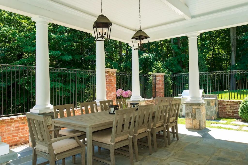 Connecticut Spectacular Pool House with Panoramic Vista of the Lake on Market for  $17,000,000