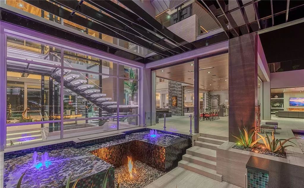 Modern Impressive Residence in Nevada with the highest quality smart home automation technology sells for $32,500,000