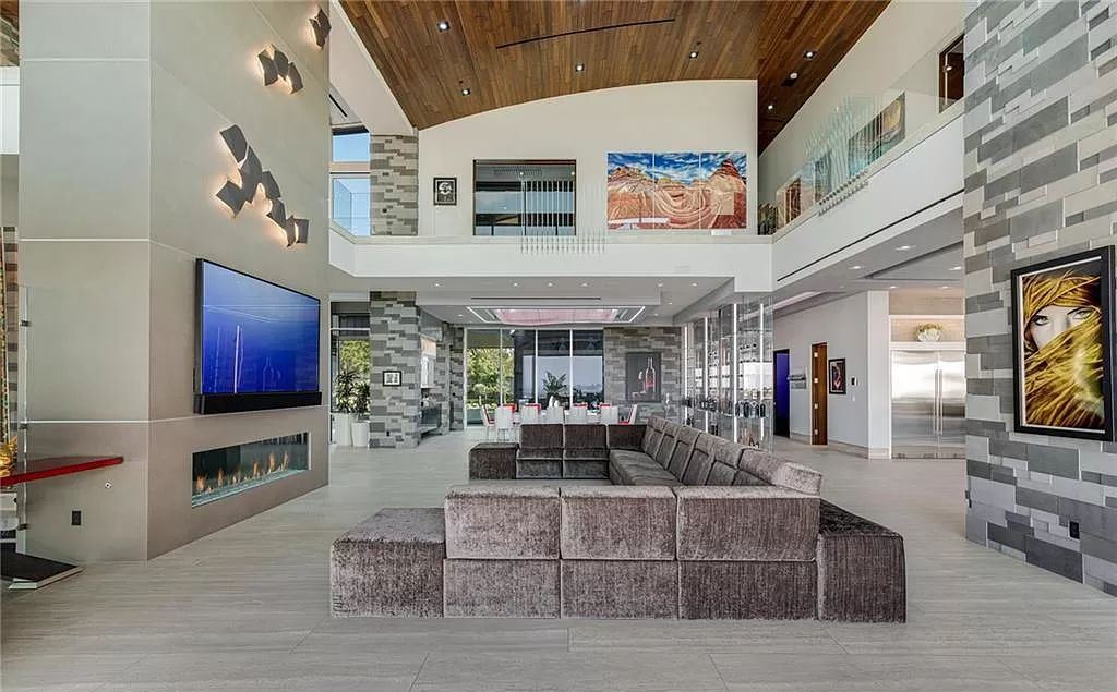 Modern Impressive Residence in Nevada with the highest quality smart home automation technology sells for $32,500,000