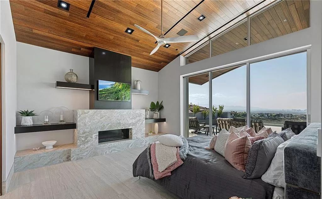 Modern Impressive Residence in Nevada with the highest quality smart home automation technology sells for $32,500,000