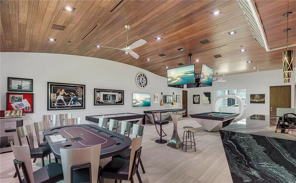 Modern Impressive Residence in Nevada with the highest quality smart home automation technology sells for $32,500,000