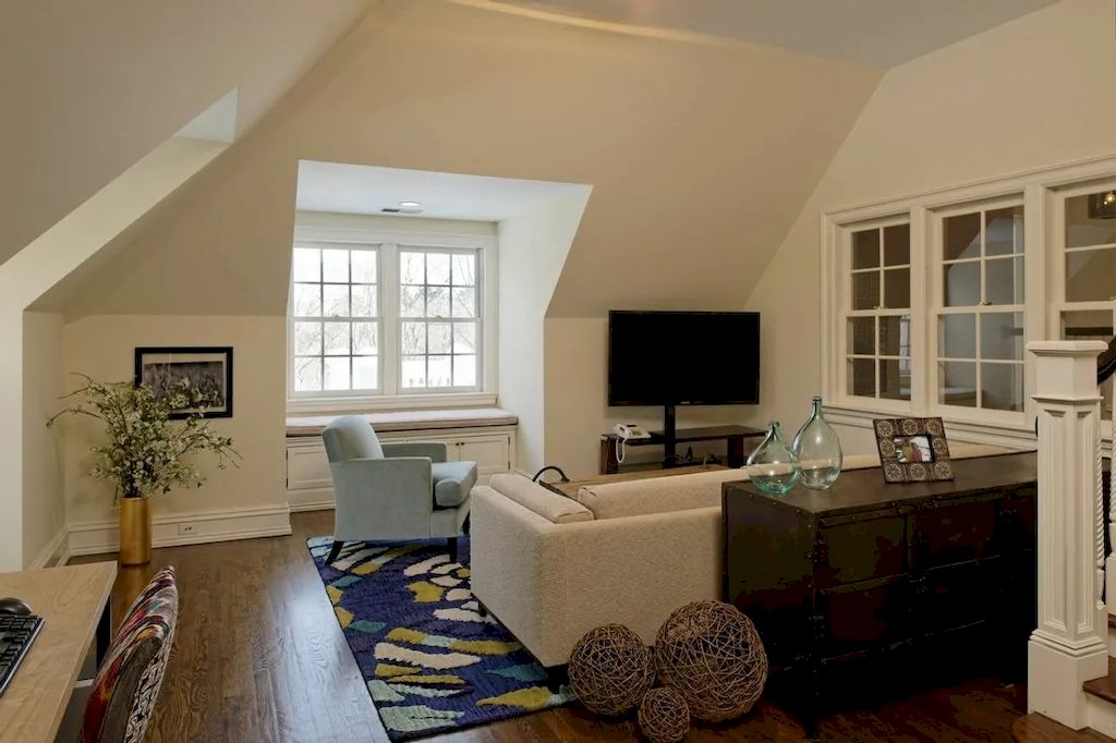 Live Life to the Full in Connecticut in this $6,500,000 Majestic Georgian Colonial 