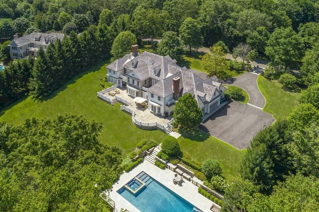 Live Life to the Full in Connecticut in this $6,500,000 Majestic Georgian Colonial 