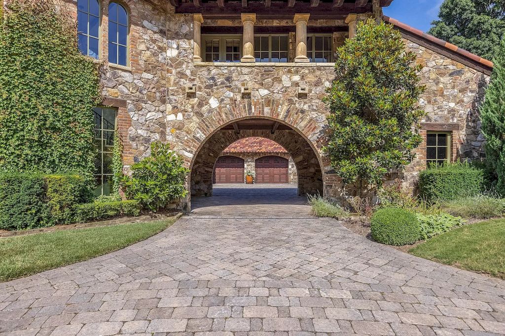 Tennessee Private Mediterranean Hilltop Villa Hits Market for $13,999,999